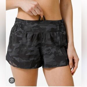 Hotty Hot High-Rise Lined Short 4" Color: Camo